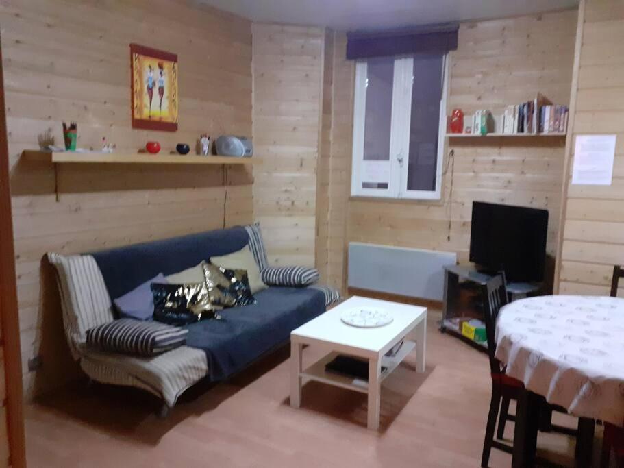 Appartement Face Au Thermes Et Au Calme Bagnères-de-Luchon Exterior foto